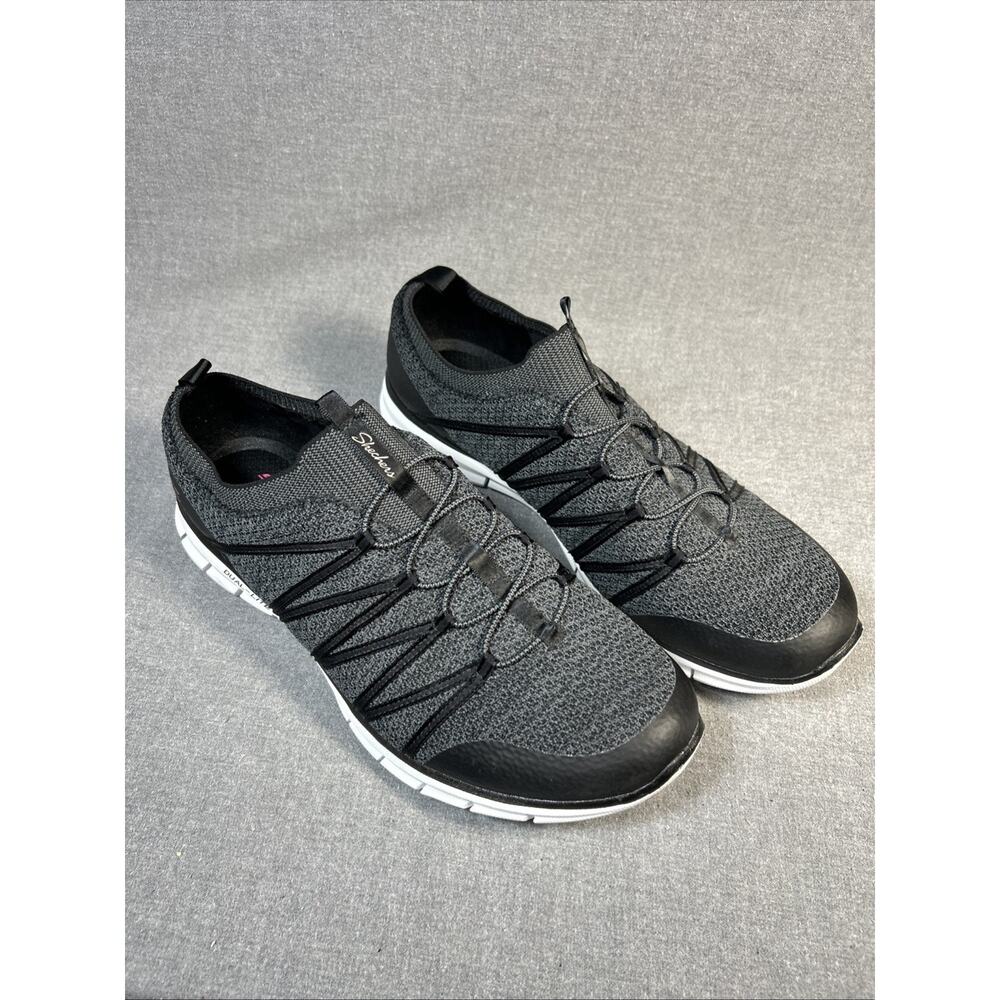 Skechers Memory Foam Slip On Sneakers Black Womens Size 12 Comfort New